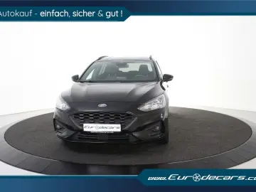 FORD Focus Turnier ST-Line  1.Hand T-Leder Navi SHZ