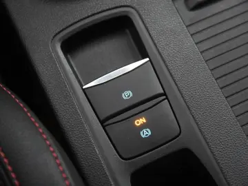 FORD Focus Turnier ST-Line  1.Hand T-Leder Navi SHZ