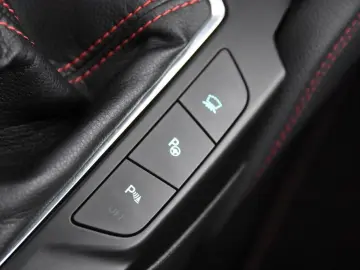 FORD Focus Turnier ST-Line  1.Hand T-Leder Navi SHZ