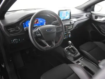 FORD Focus Turnier ST-Line  1.Hand T-Leder Navi SHZ