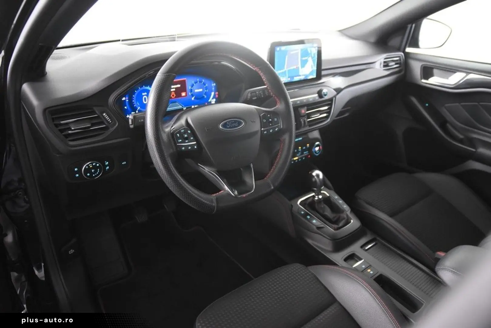 FORD Focus Turnier ST-Line  1.Hand T-Leder Navi SHZ