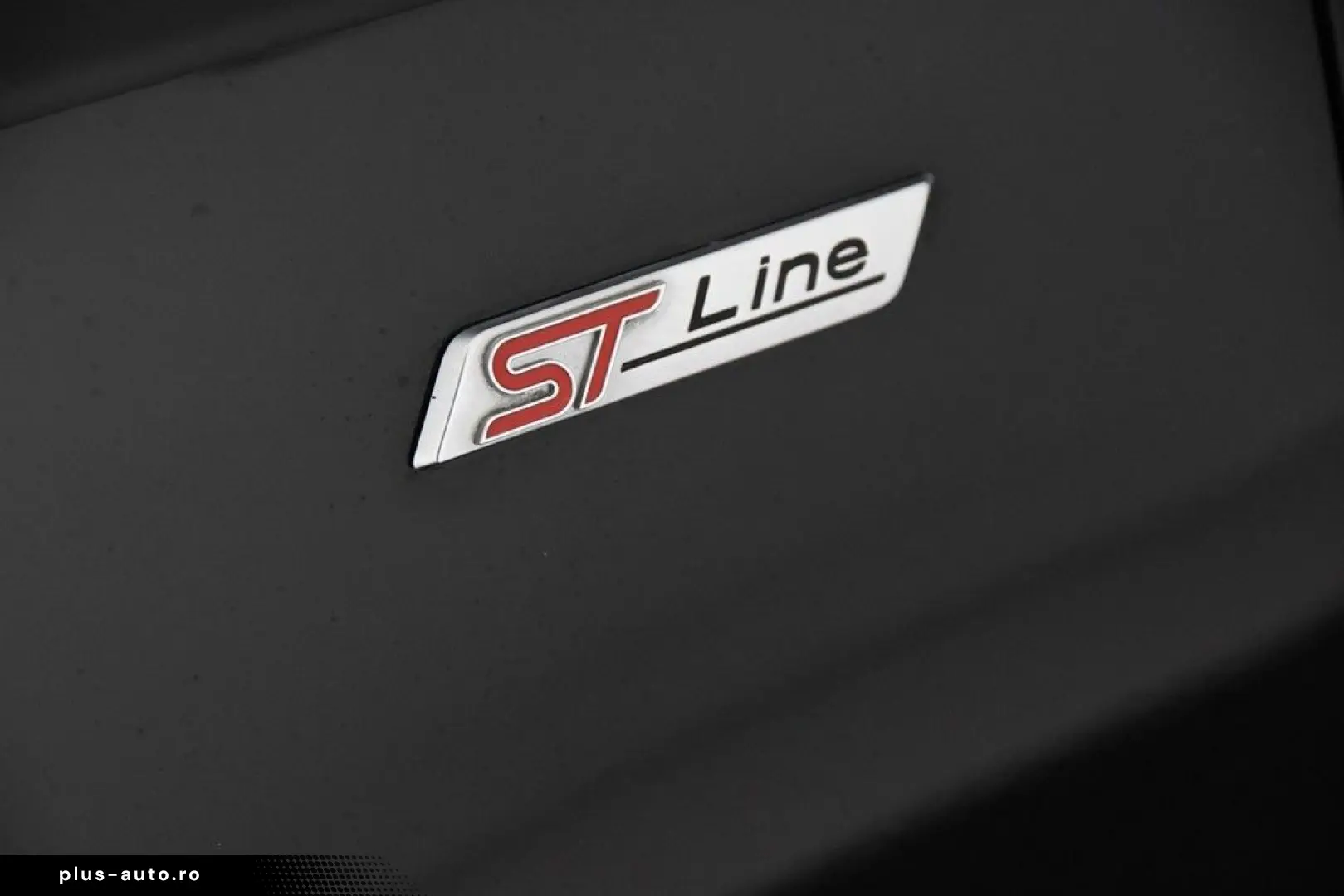 FORD Focus Turnier ST-Line  1.Hand T-Leder Navi SHZ