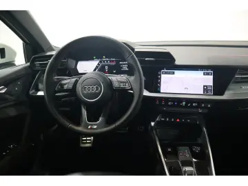 AUDI S3 Limo 2.0 TFSI quattro B&O LED R-Kamera