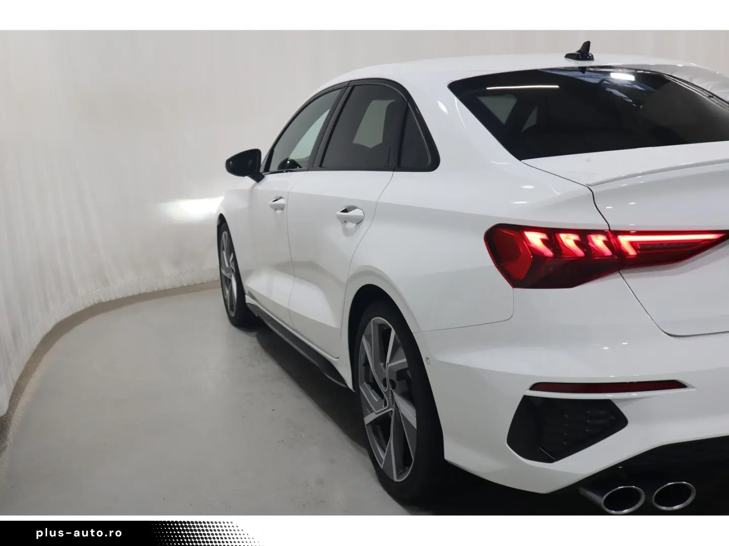 AUDI S3 Limo 2.0 TFSI quattro B&O LED R-Kamera