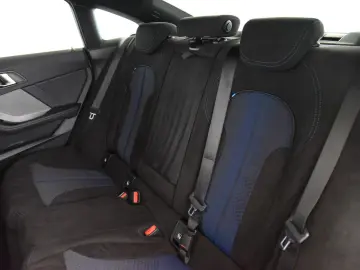 BMW 218i Gran Coupé M Sport DriveAss ParkAss H&K LED