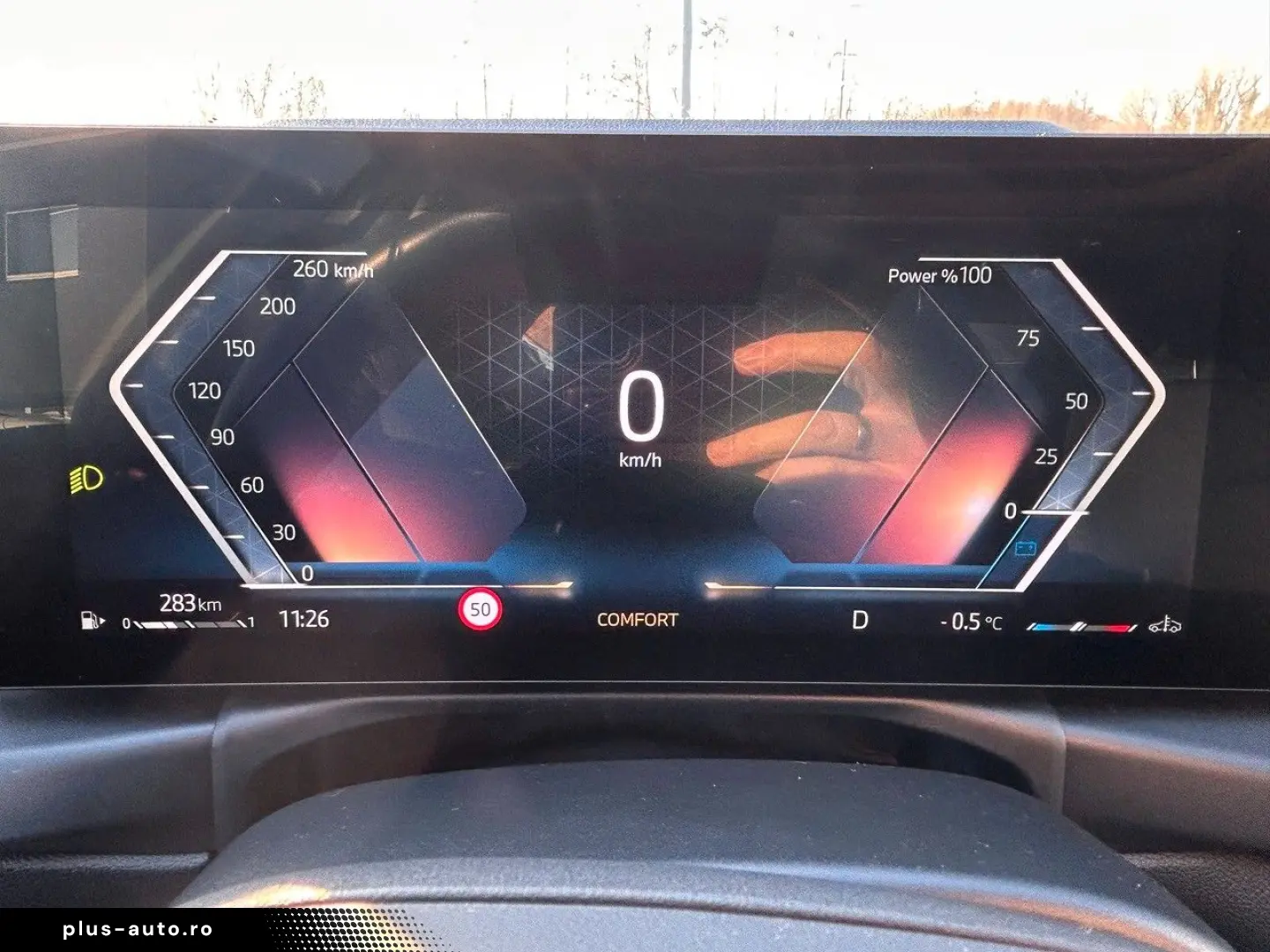 BMW 320i Aut. Limousine   Glasdach   AHK schwenkbar