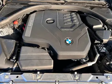 BMW 320i Aut. Limousine   Glasdach   AHK schwenkbar