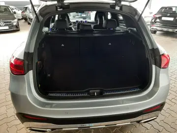 MERCEDES-BENZ GLC 300 d 4MATIC AMG Pano 360  AHK