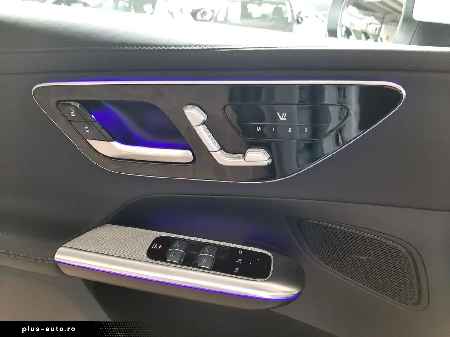 MERCEDES-BENZ GLC 300 d 4MATIC AMG Pano 360  AHK