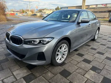 BMW 320d Autom LED Navi  Live Cockpit SitzHzg