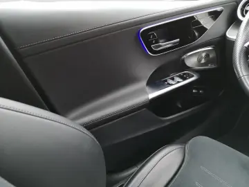 MERCEDES-BENZ C 300 e AMG Burmester SpurH Night-Pake&hellip;