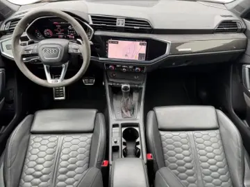 AUDI RS Q3 Sportback MATRIX-LED NAVI  RS-ESSENTIALS