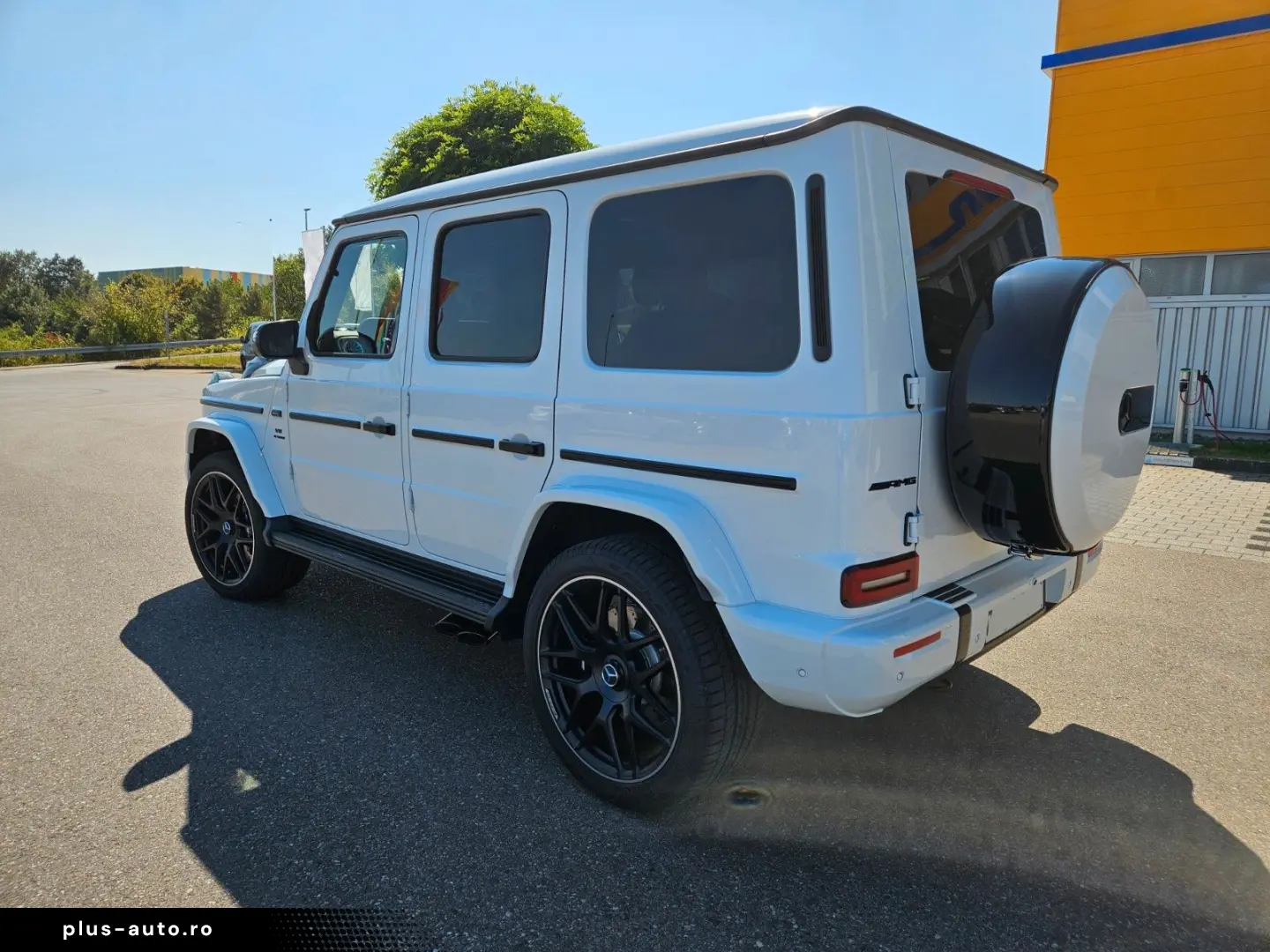 MERCEDES-BENZ G 63 AMG Facelift SHZ Burmester Night-Paket