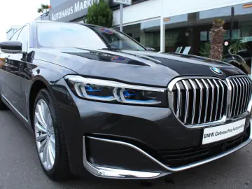 BMW 750 Baureihe 7 Lim 750 i xDrive  TOPZUSTAND!!