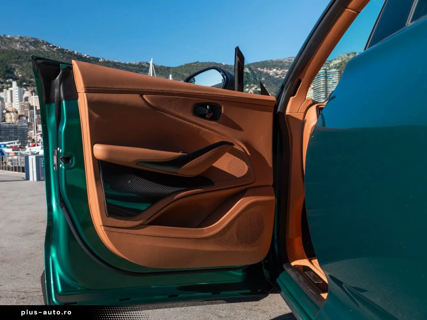 ASTON MARTIN DBX 4.0 V8 DBX707