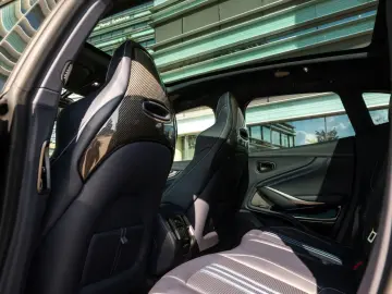 ASTON MARTIN New DBX707 MY25