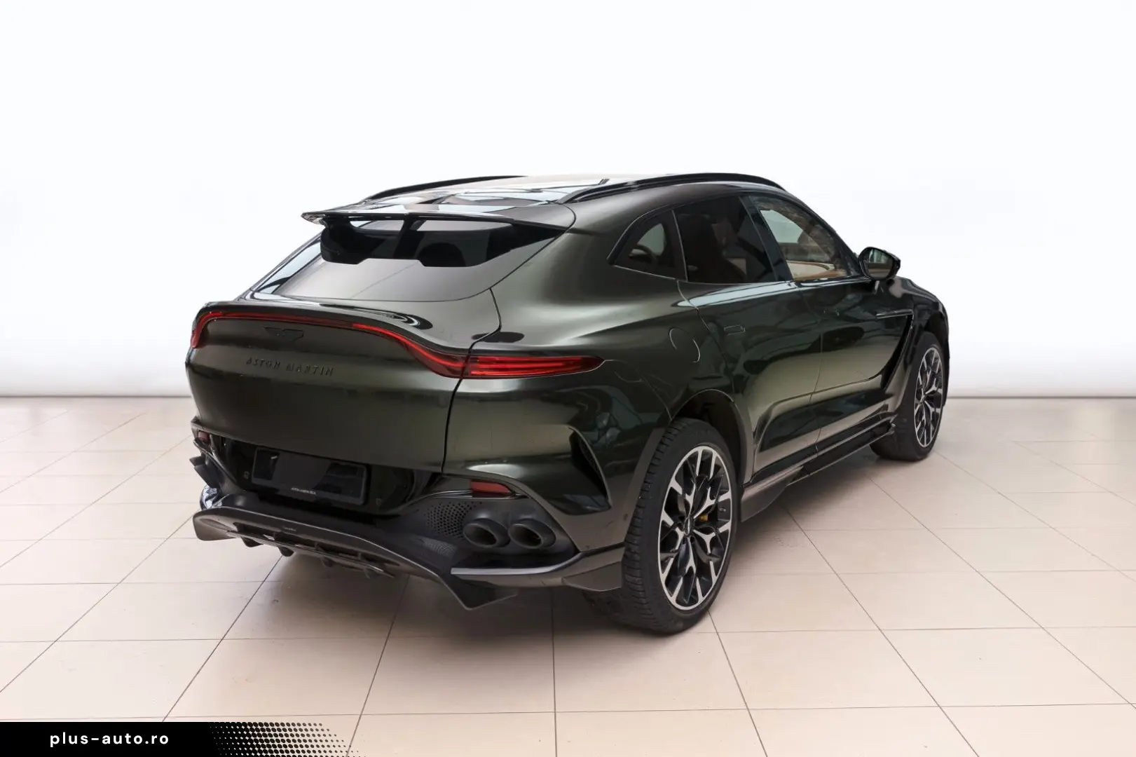 ASTON MARTIN DBX 707