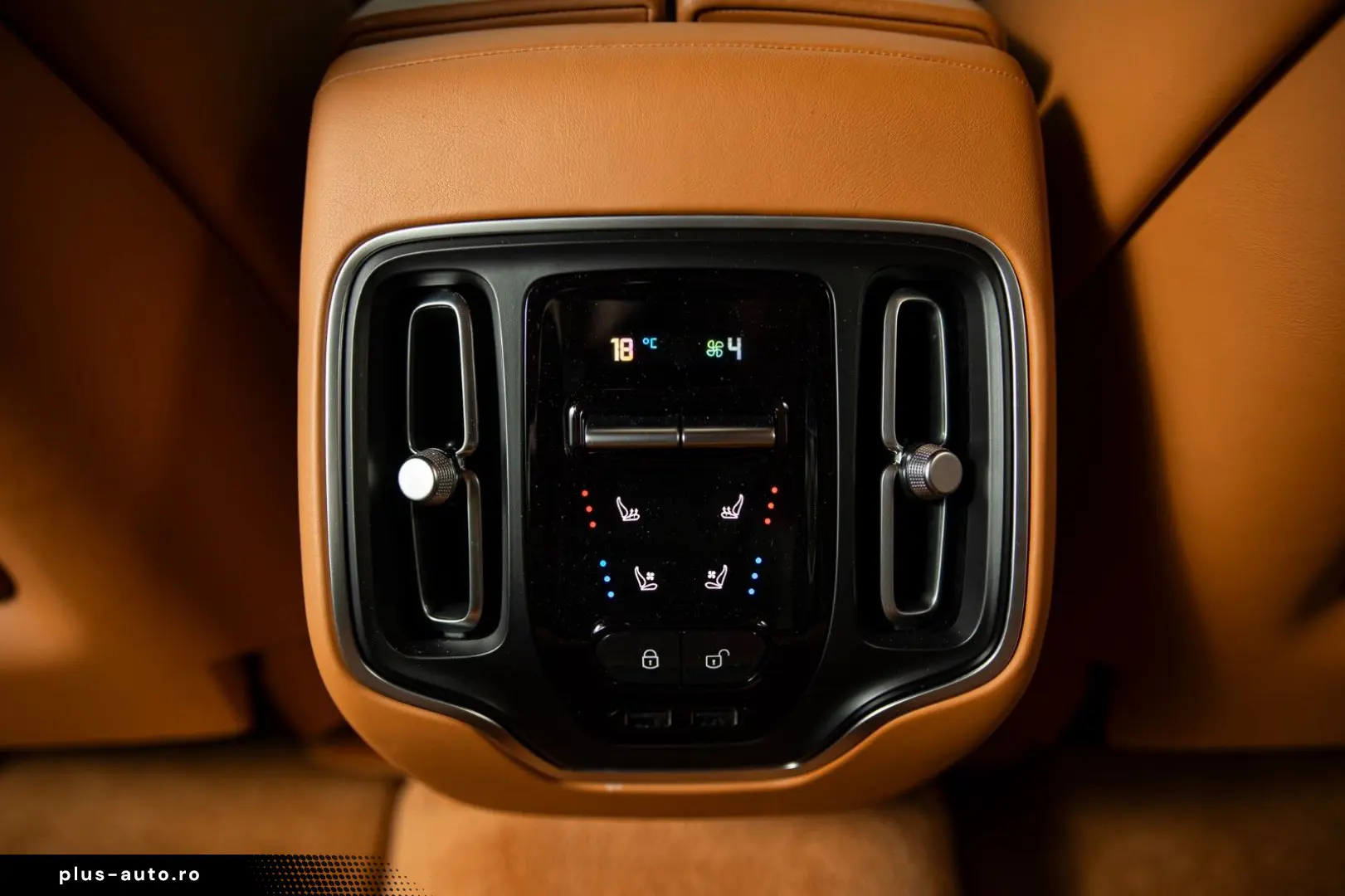 ASTON MARTIN DBX 707