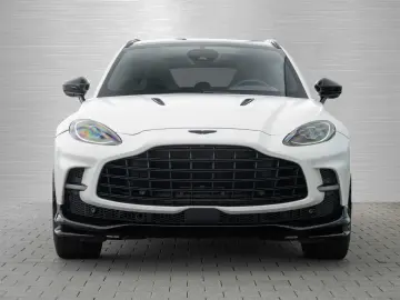ASTON MARTIN DBX 707 V8 4x4