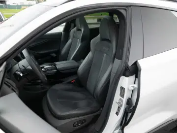 ASTON MARTIN DBX 707 V8 4x4