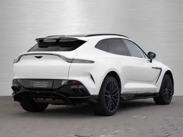 ASTON MARTIN DBX 707 V8 4x4