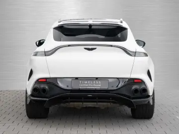 ASTON MARTIN DBX 707 V8 4x4