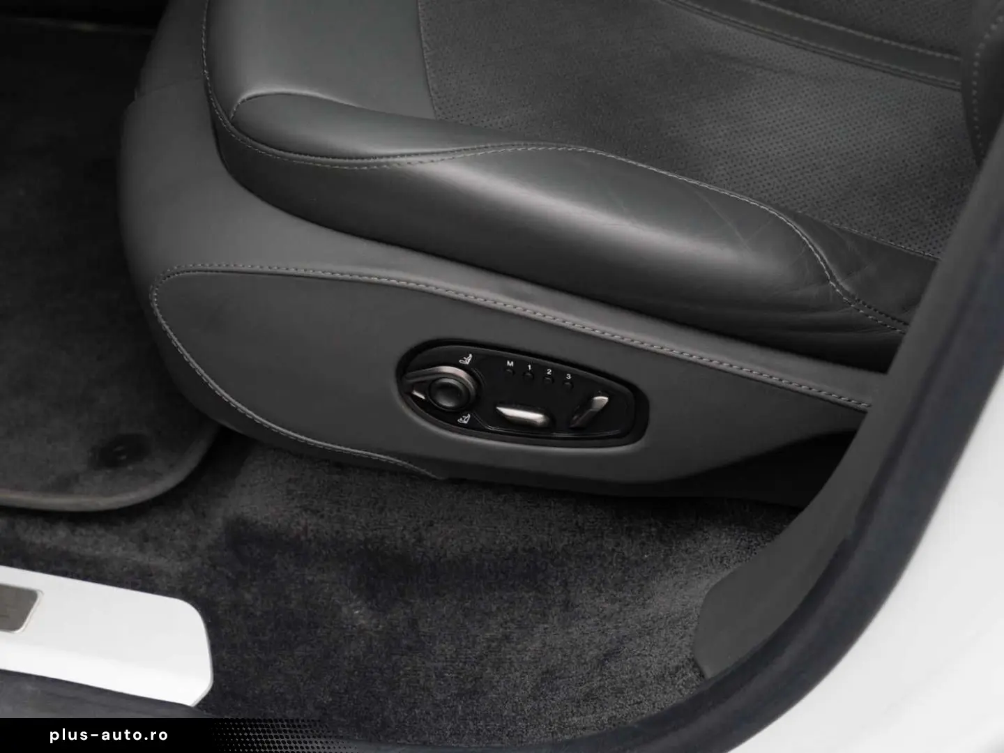 ASTON MARTIN DBX 707 V8 4x4