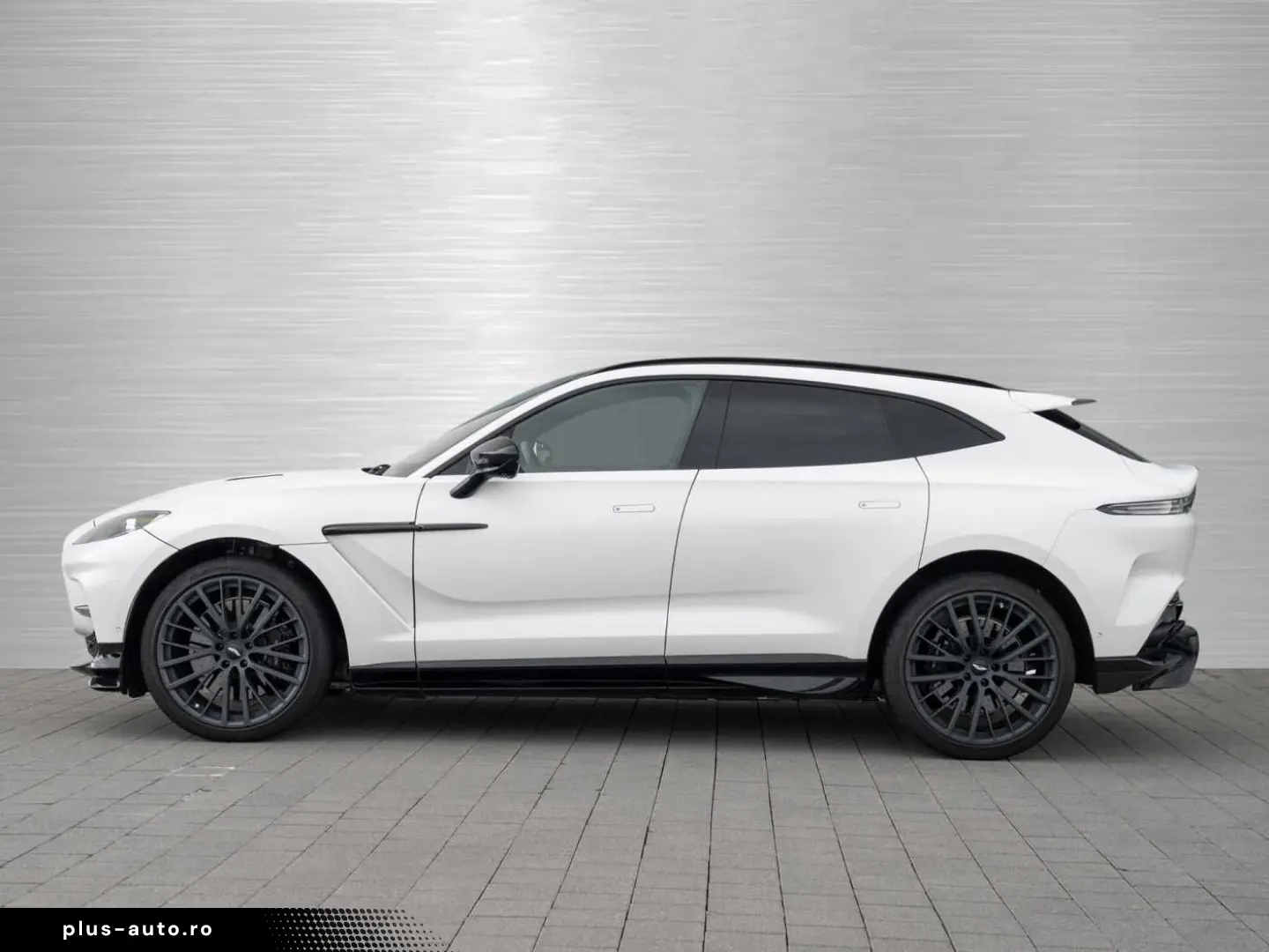 ASTON MARTIN DBX 707 V8 4x4
