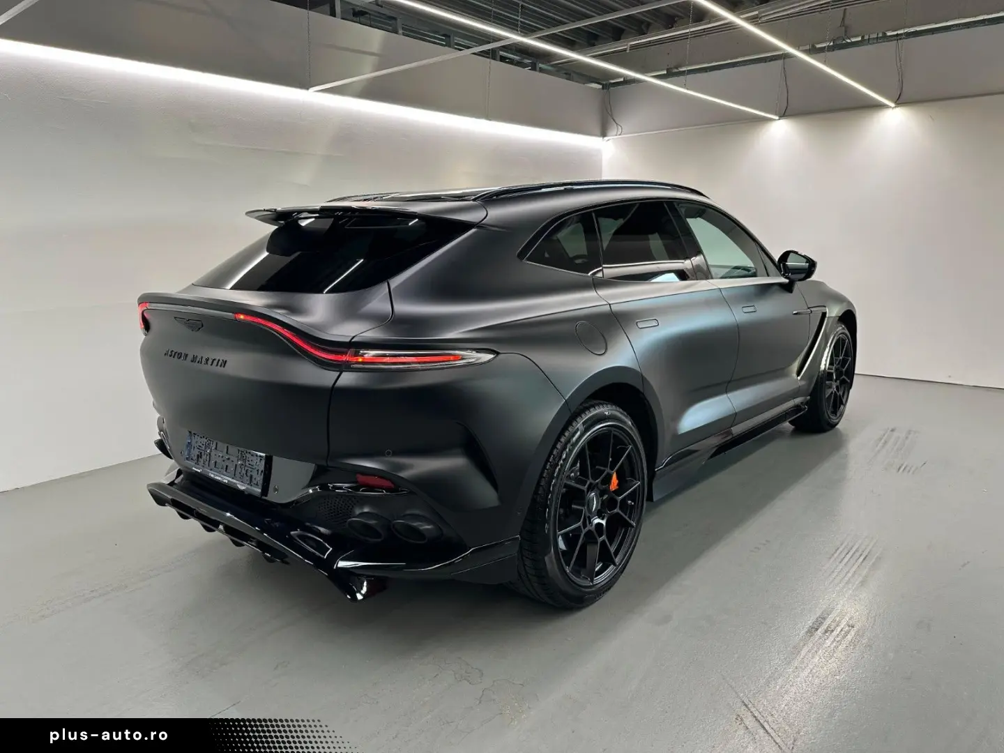 ASTON MARTIN DBX 4.0 V8 DBX707