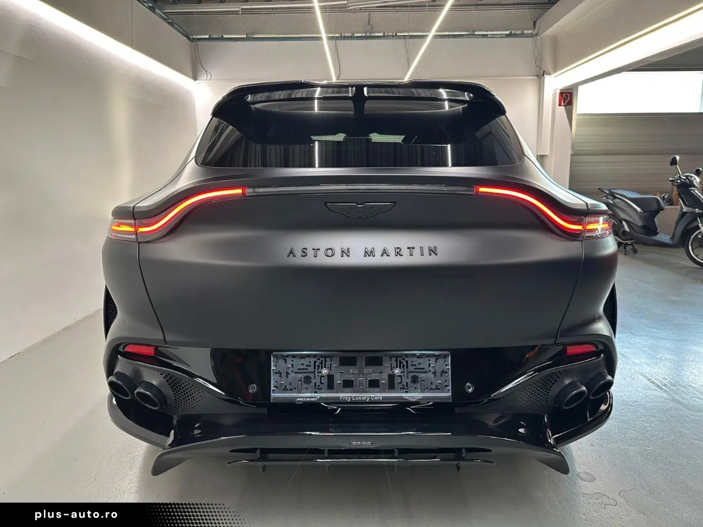 ASTON MARTIN DBX 4.0 V8 DBX707