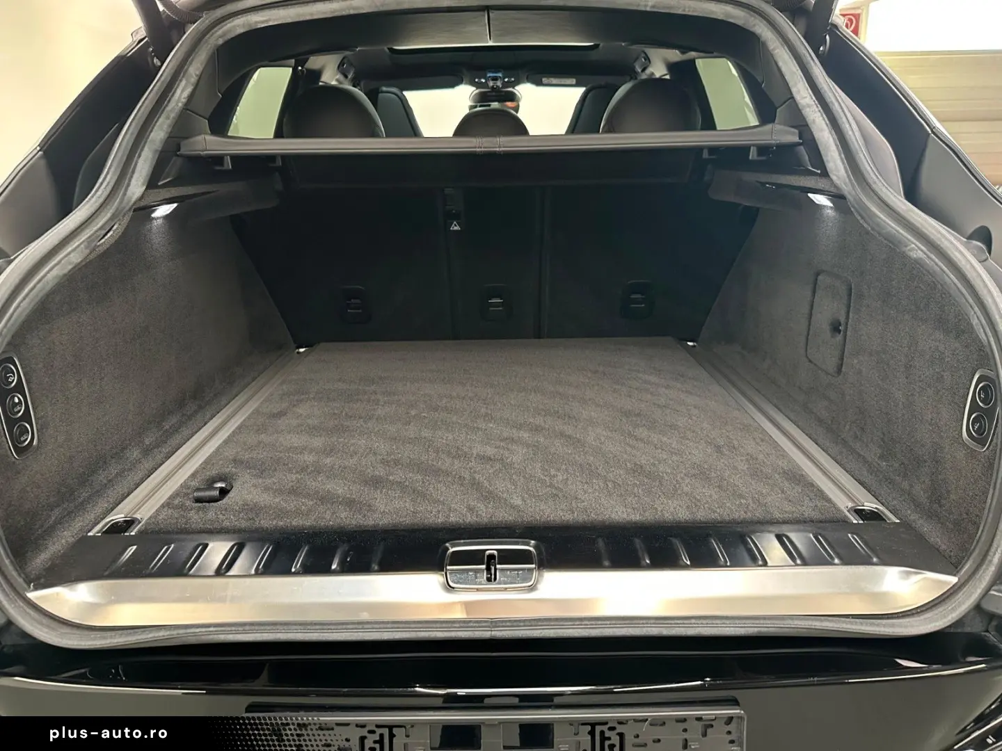 ASTON MARTIN DBX 4.0 V8 DBX707