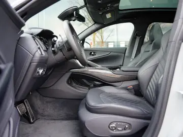 ASTON MARTIN DBX 4.0 V8 707 23 Inch