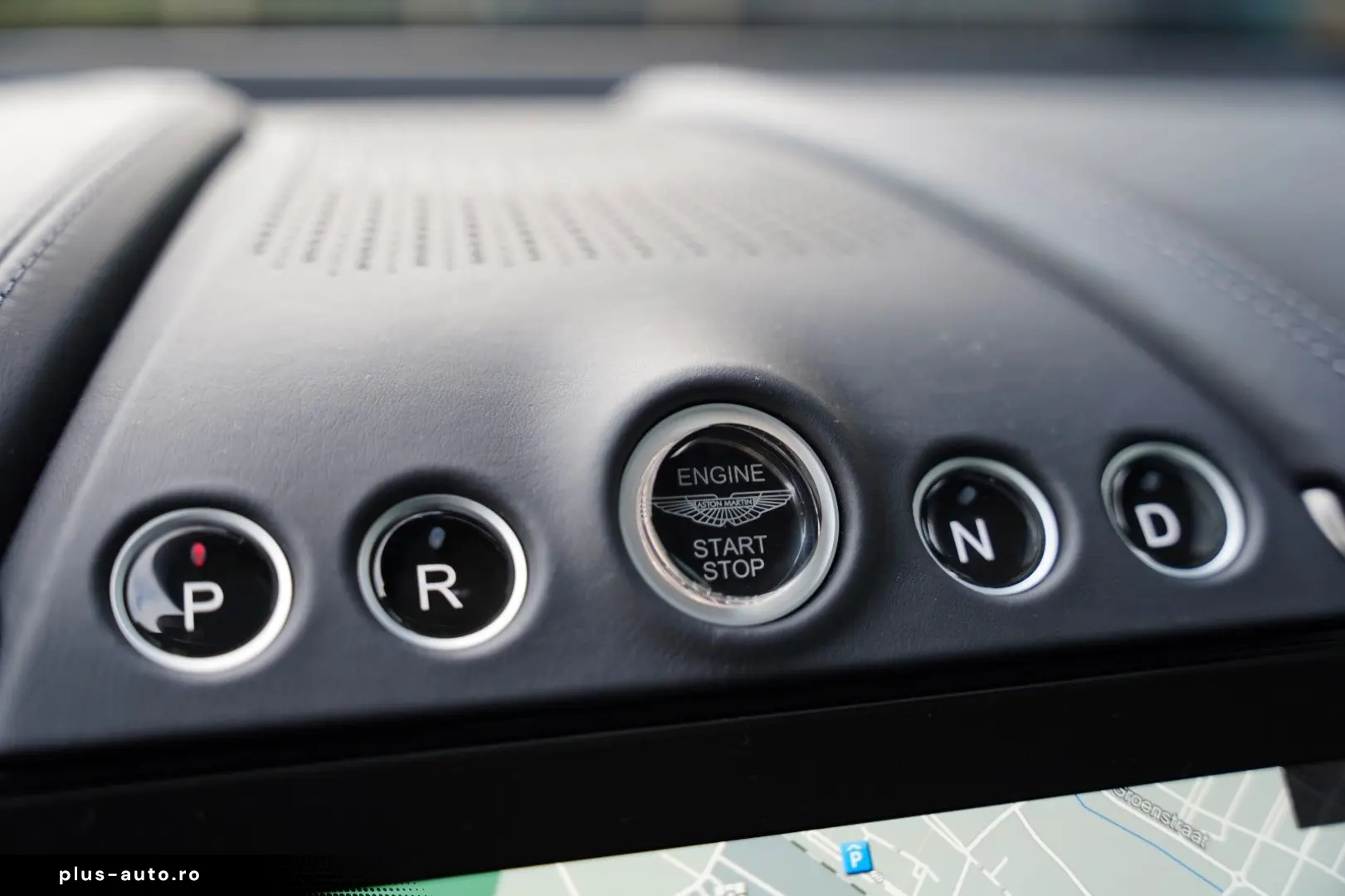 ASTON MARTIN DBX 4.0 V8 707 23 Inch