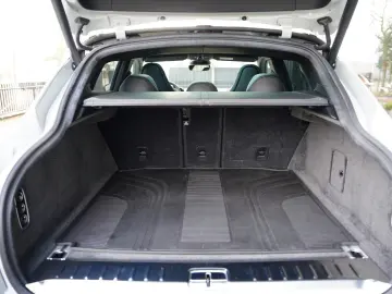 ASTON MARTIN DBX 4.0 V8 707 23 Inch