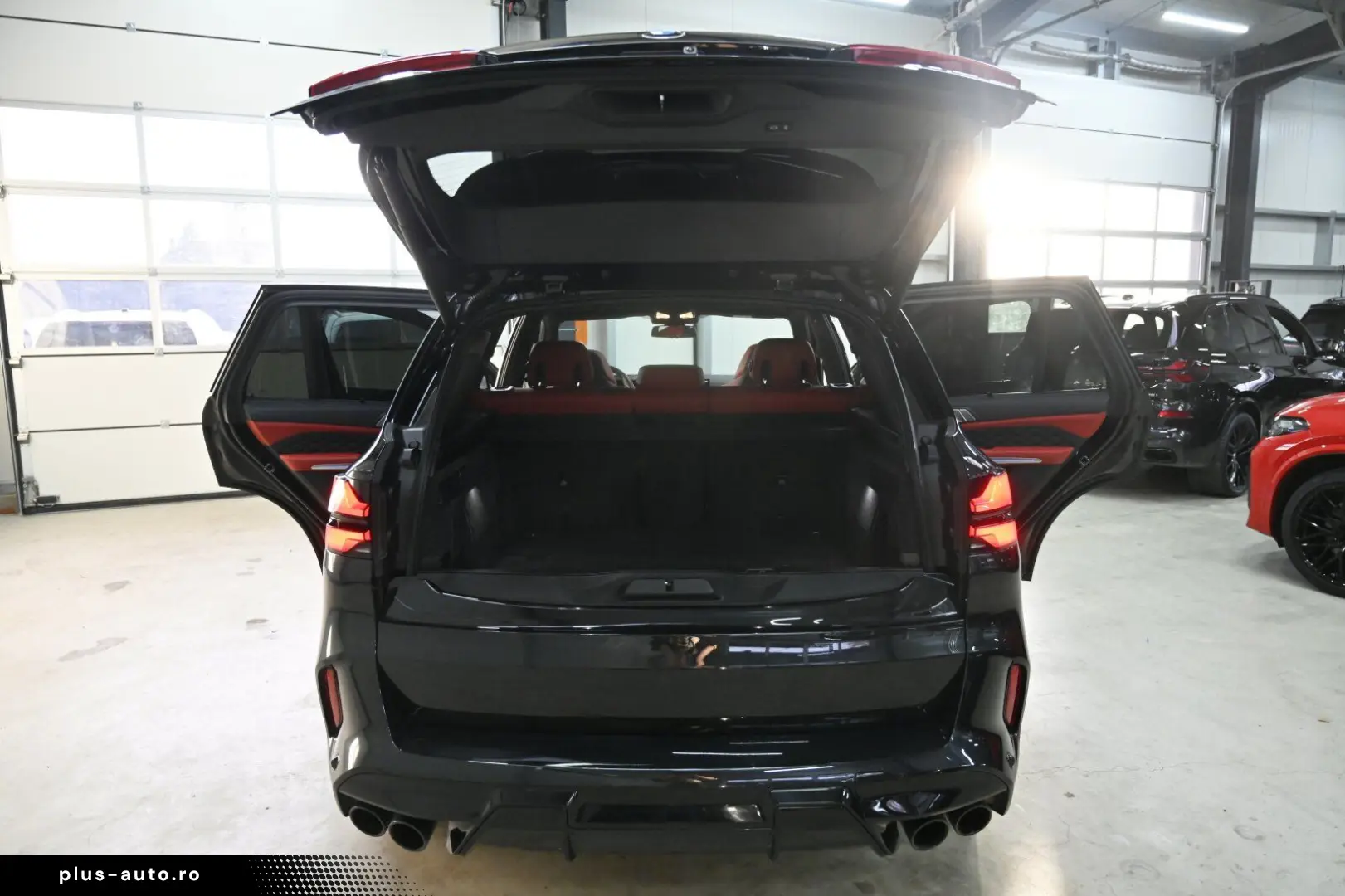 BMW X5M Competition PANO-SKY MASSAGE SOFT-CL B&W 22'