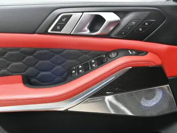 BMW X5M Competition PANO-SKY MASSAGE SOFT-CL B&W 22'