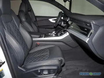 AUDI Q8 50 TDI quattro S tronic S line Matrix AHK PAN