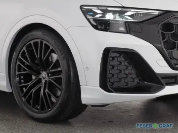 AUDI Q8 50 TDI quattro S tronic S line Matrix AHK PAN