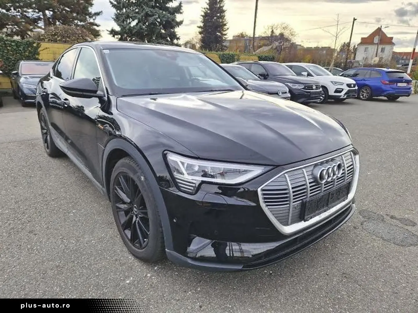 AUDI e-tron Sportback 50 quattro 71kWh Business 360