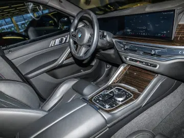 BMW X6 xDrive30d M Sport PANO ACC AHK RFK NAVI LED
