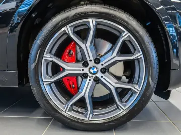 BMW X6 xDrive30d M Sport PANO ACC AHK RFK NAVI LED