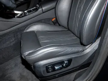 BMW X6 xDrive30d M Sport PANO ACC AHK RFK NAVI LED