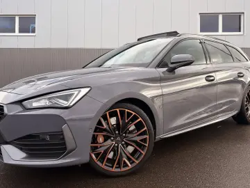 CUPRA Leon ST 2.0TSI VZ 4Drive;PANO Beats ACC Brembo