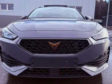 CUPRA Leon ST 2.0TSI VZ 4Drive;PANO Beats ACC Brembo