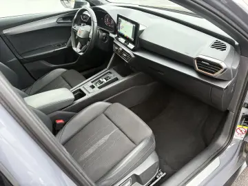 CUPRA Leon ST 2.0TSI VZ 4Drive;PANO Beats ACC Brembo