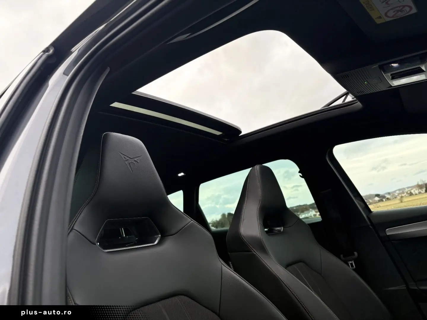 CUPRA Leon ST 2.0TSI VZ 4Drive;PANO Beats ACC Brembo