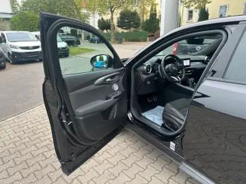 ALFA ROMEO Tonale Veloce Plug-In-Hybrid Q4