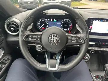 ALFA ROMEO Tonale Veloce Plug-In-Hybrid Q4