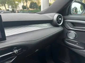 ALFA ROMEO Tonale Veloce Plug-In-Hybrid Q4