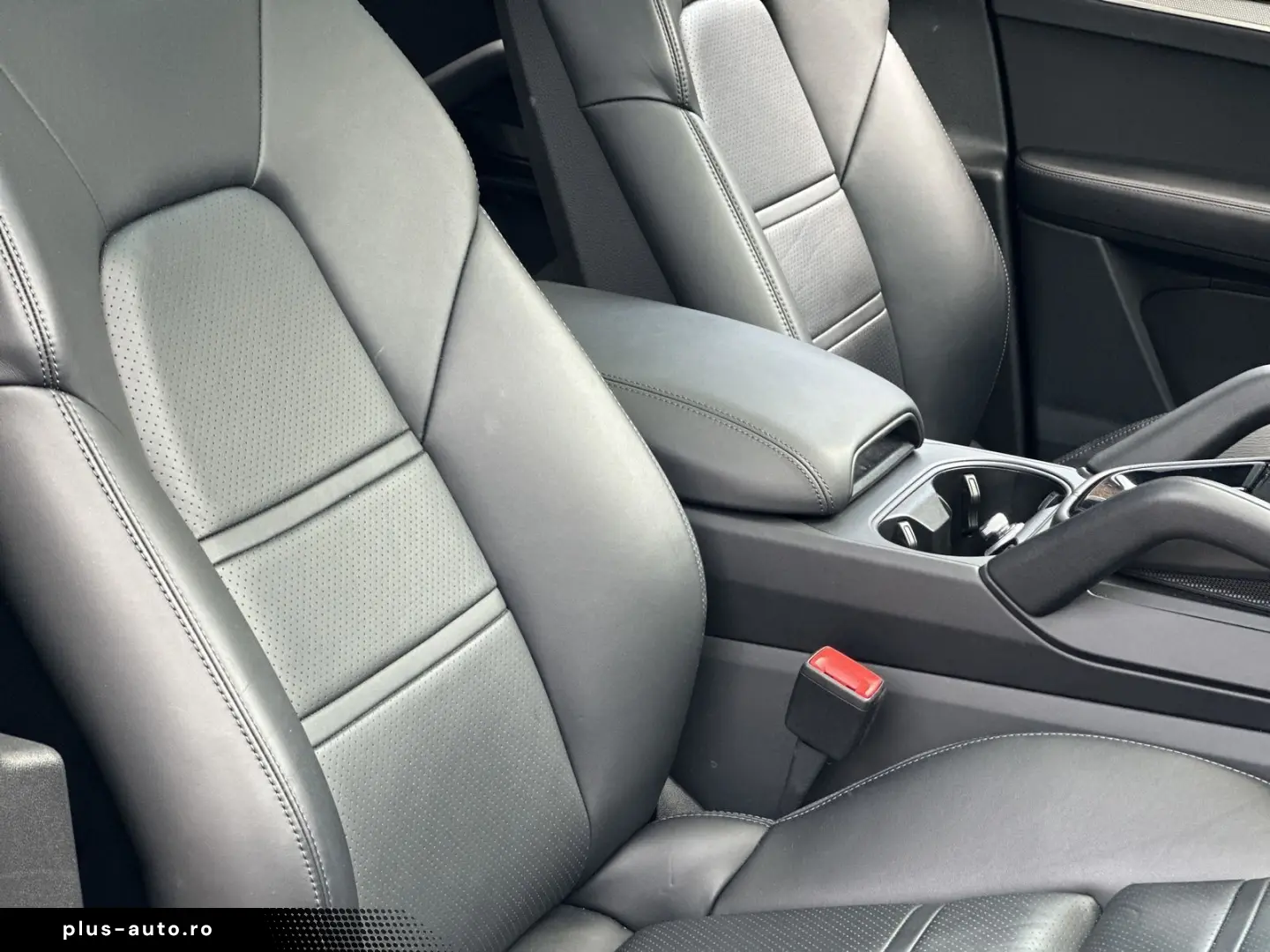 PORSCHE Cayenne E-Hybrid Coupe BOSE 21 EXCLUSIVE SPORT-C